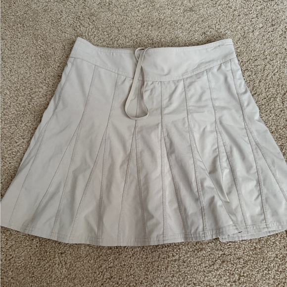 Athleta Cream Mini Skirt - Picture 1 of 7